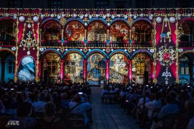 Nowy Skarbiec Koronny na Wawelu, spektakularny mapping na dziedzińcu - zdjęcie 2