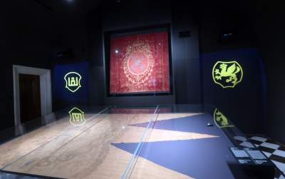 Nowy Skarbiec Koronny na Wawelu, spektakularny mapping na dziedzińcu - zdjęcie 16