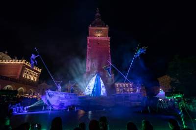 "Kosmiczny" koniec spektakularnej imprezy - zdjęcie 3