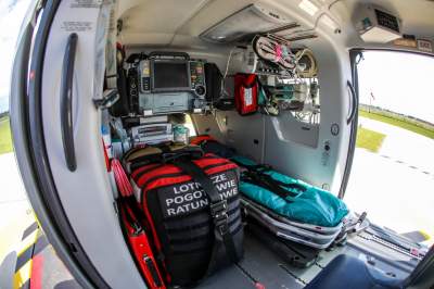 Otwarta i poświęcona: nowa baza Lotniczego Pogotowia Ratunkowego - zdjęcie 7