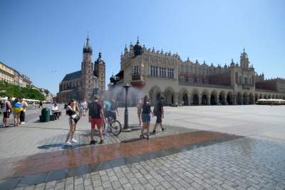 W poszukiwaniu ochłody. Kiedy i gdzie miasto uruchamia kurtyny wodne? - zdjęcie 12