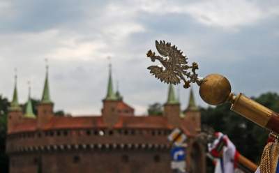 Kraków uczcił rocznicę Powstania. Bez rac i marszu neofaszystów - zdjęcie 22