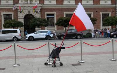 Kraków uczcił rocznicę Powstania. Bez rac i marszu neofaszystów - zdjęcie 21