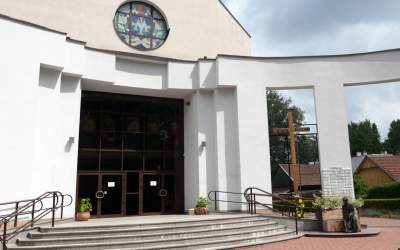 Ławka kardynała Macharskiego: w niedzielę poświęcenie pomnika - zdjęcie 11