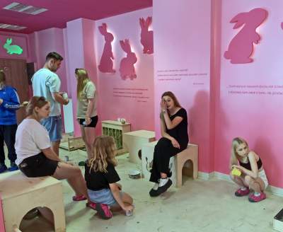 Pierwsza w Polsce królicza kawiarnia przyciąga tłumy - zdjęcie 16