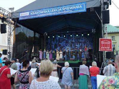81. Krakowska Lekcja Śpiewania na Małym Rynku - zdjęcie 7