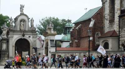 Tak abp Jędraszewski żegnał pielgrzymów. Entuzjazm kilku tysięcy osób - zdjęcie 24