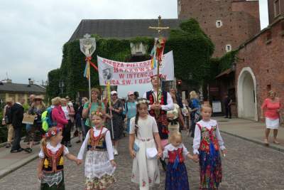 Tak abp Jędraszewski żegnał pielgrzymów. Entuzjazm kilku tysięcy osób - zdjęcie 2