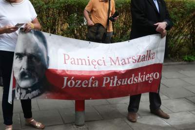 Marsz Szlakiem I Kompanii Kadrowej 2022, fot. Marek Lasyk - zdjęcie 1