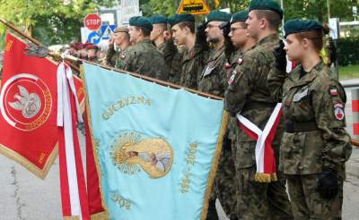 Marsz Szlakiem I Kompanii Kadrowej 2022, fot. Marek Lasyk - zdjęcie 11