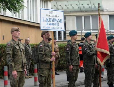 Marsz Szlakiem I Kompanii Kadrowej 2022, fot. Marek Lasyk - zdjęcie 15