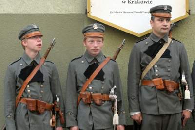 Marsz Szlakiem I Kompanii Kadrowej 2022, fot. Marek Lasyk - zdjęcie 6