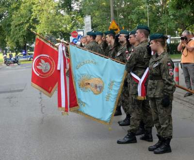 Marsz Szlakiem I Kompanii Kadrowej 2022, fot. Marek Lasyk - zdjęcie 8