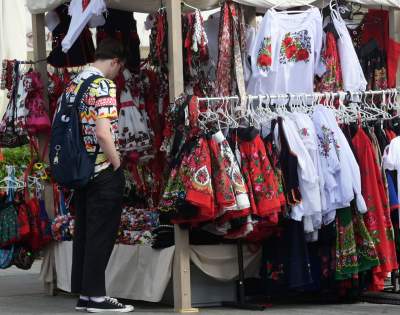 Na Rynku w Krakowie chleb po 60 zł, ale ponoć warto... - zdjęcie 33