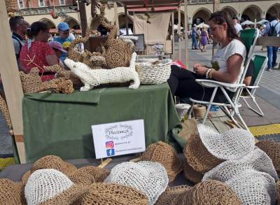 Na Rynku w Krakowie chleb po 60 zł, ale ponoć warto... - zdjęcie 6