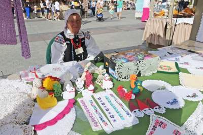 Na Rynku w Krakowie chleb po 60 zł, ale ponoć warto... - zdjęcie 19