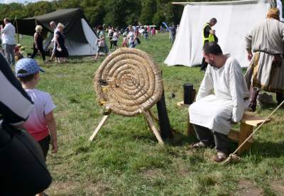 Średniowieczna osada na Błoniach, czyli huczne urodziny Smoka - zdjęcie 6