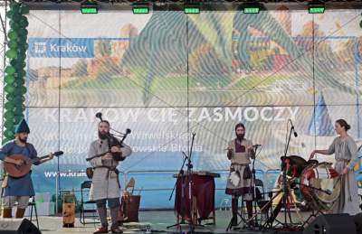 Średniowieczna osada na Błoniach, czyli huczne urodziny Smoka - zdjęcie 18