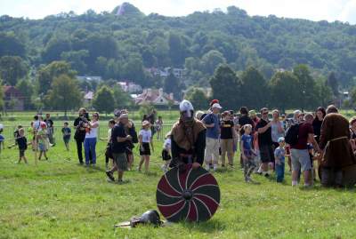 Średniowieczna osada na Błoniach, czyli huczne urodziny Smoka - zdjęcie 14