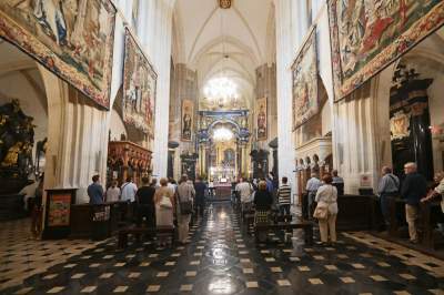 Tak Kraków świętował dzień Wojska Polskiego. Msza, złożenie kwiatów... - zdjęcie 4