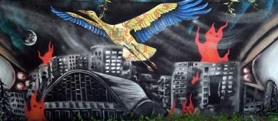 Płonący Ługańsk, płaczące oczy z tęczówkami w barwach Ukrainy - zdjęcie 3