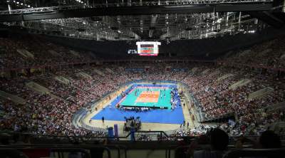 Jest mecz, jest impreza. Tutaj kibice zawsze dobrze się bawią... - zdjęcie 17