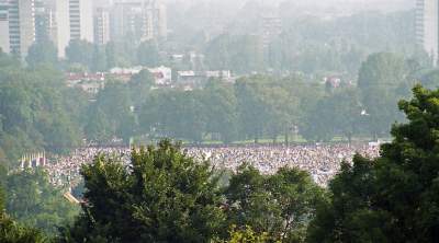 20 lat temu były tłumy i entuzjazm. To była ostatnia pielgrzymka - zdjęcie 26