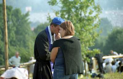 20 lat temu były tłumy i entuzjazm. To była ostatnia pielgrzymka - zdjęcie 28