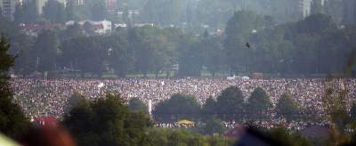 20 lat temu były tłumy i entuzjazm. To była ostatnia pielgrzymka - zdjęcie 16
