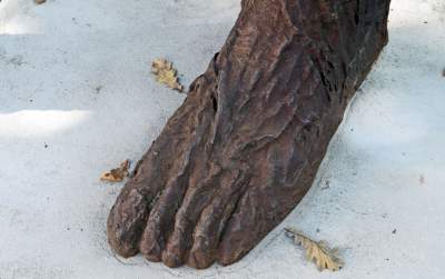 Wyjątkowy pokaz rzeźb Magdaleny Abakanowicz. "Postacie kroczące" - zdjęcie 5