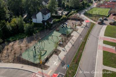 Zielono - rekreacyjne oblicze Trasy Łagiewnickiej. Tak wykorzystano teren nad tunelami - zdjęcie 7