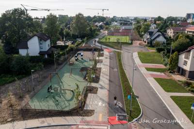 Zielono - rekreacyjne oblicze Trasy Łagiewnickiej. Tak wykorzystano teren nad tunelami - zdjęcie 8