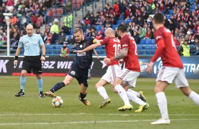 Tego nie dało się obronić. Szalony mecz Wisły - zdjęcie 6