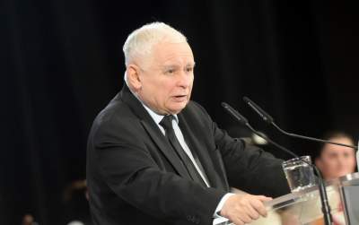 Buty prezesa w ruinie, czyli wiec Kaczyńskiego w obiektywie - zdjęcie 7