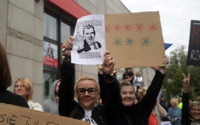 Buty prezesa w ruinie, czyli wiec Kaczyńskiego w obiektywie - zdjęcie 28