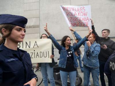 Buty prezesa w ruinie, czyli wiec Kaczyńskiego w obiektywie - zdjęcie 29