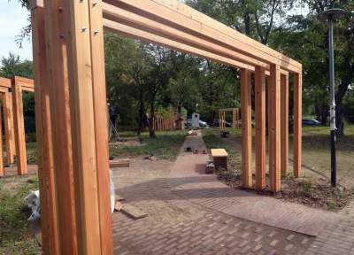 Róże znów zakwitły. W najdłuższym parku w  Polsce ciągle coś się zmienia - zdjęcie 14