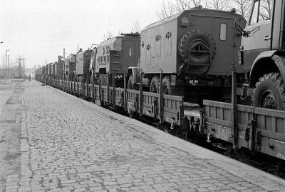 Tak żołnierze radzieccy opuszczali Polskę, dziś mija rocznica - zdjęcie 4