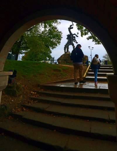 Żelazny Tron, a w Smoczej Jamie dziesiątki jaj. Tylko do niedzieli - zdjęcie 19
