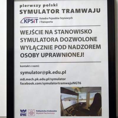 Nie jest łatwo prowadzić tramwaj... Wiceprezydent próbował swoich sił na symulatorze - zdjęcie 16