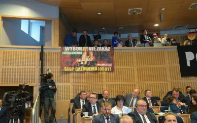 POWIETRZA! Protest przeciw zmianom w uchwale antysmogowej w sejmiku - zdjęcie 10