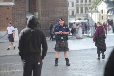 Szkoci w Krakowie, "zagłuszali" nawet hejnał... - zdjęcie 10