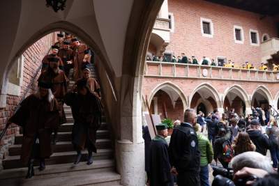 Inauguracja bardzo trudnego roku w Uniwersytecie Jagiellońskim. Wróci nauka zdalna? - zdjęcie 5