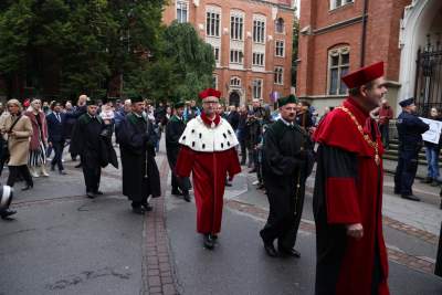 Inauguracja bardzo trudnego roku w Uniwersytecie Jagiellońskim. Wróci nauka zdalna? - zdjęcie 13