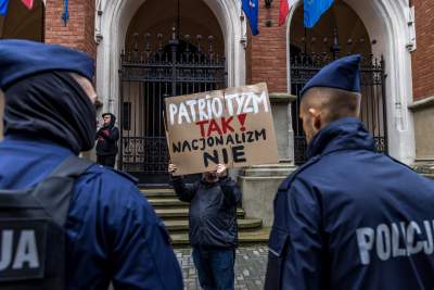 Protest podczas pochodu profesorów UJ. Przeciwko indoktrynacji - zdjęcie 8