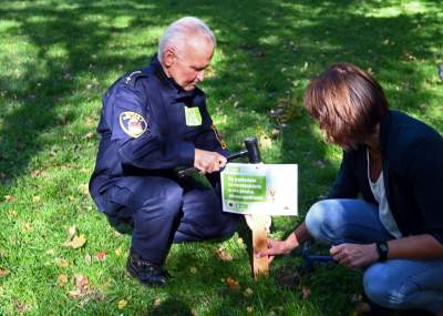 „Nie KUPuj trawy, sprzątaj po swoim psie!” Ta akcja będzie skuteczna? - zdjęcie 2