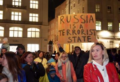 Wieczorny protest Ukraińców. "Rosja to państwo terrorystyczne" - zdjęcie 2