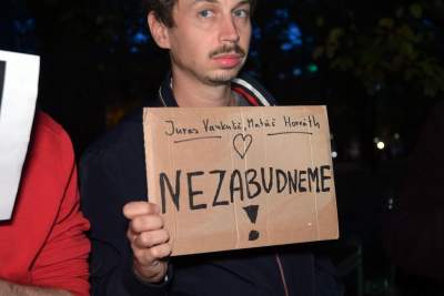 Protest przeciw homofobii przed słowackim konsulatem - zdjęcie 13