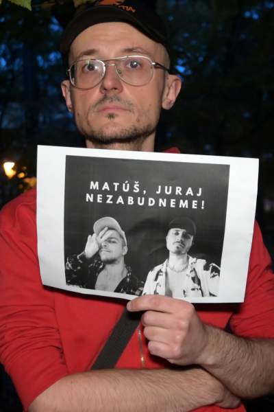 Protest przeciw homofobii przed słowackim konsulatem - zdjęcie 3