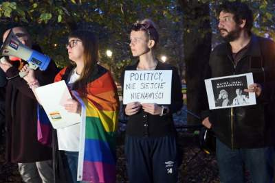 Protest przeciw homofobii przed słowackim konsulatem - zdjęcie 14